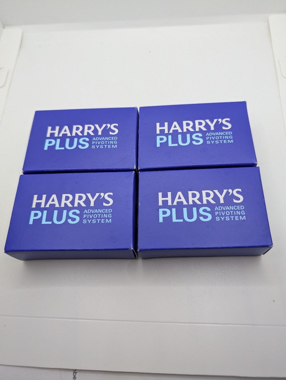 New in Box Harry's Plus 5-blade Disposable Shaving Cartridges - 4 Packs Of 4